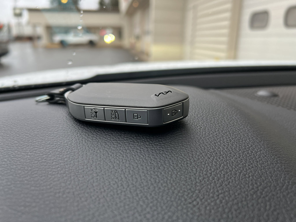 New 2025 Kia Telluride S image 32