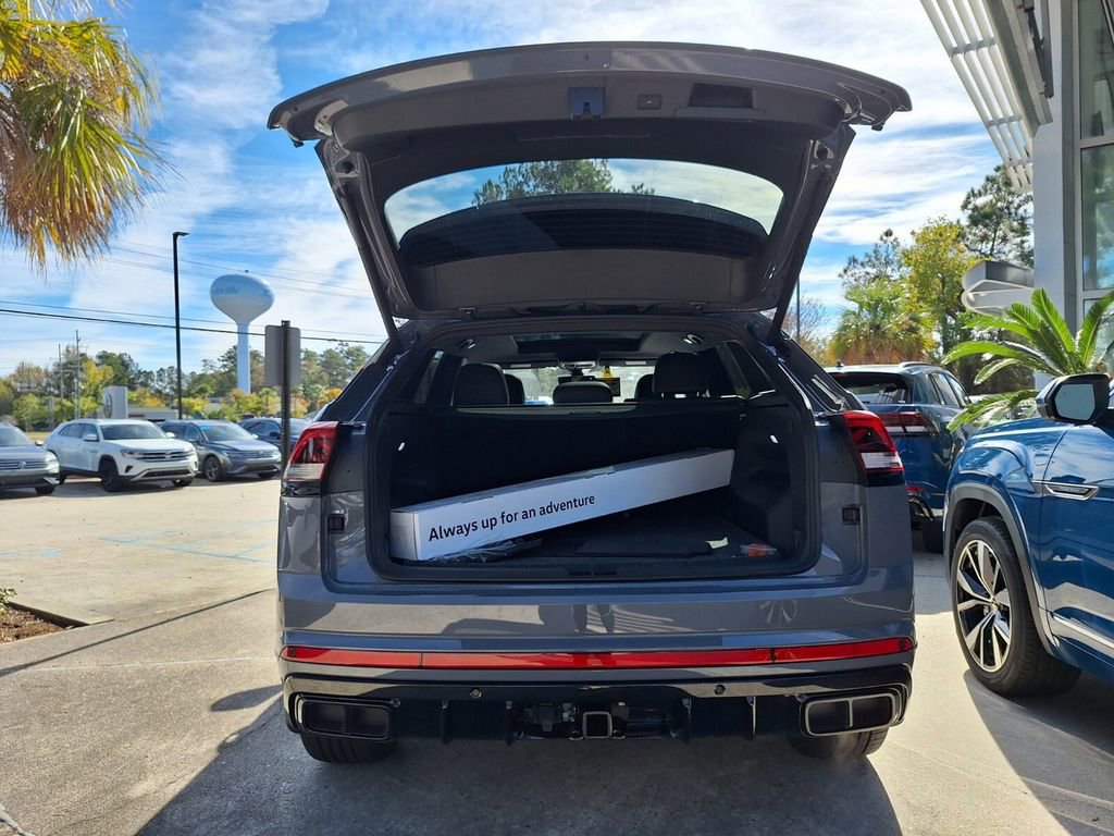 New 2026 Volkswagen Atlas Cross Sport SEL R-Line image 27