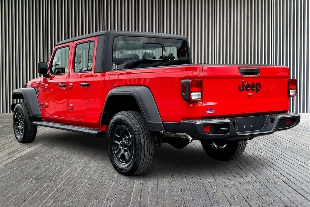 New 2026 Jeep Gladiator Sport AWD/4WD image 3