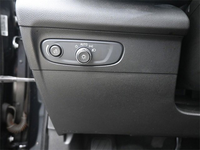 Certified 2022 Buick Envision Preferred w/ Sport Touring Package image 33