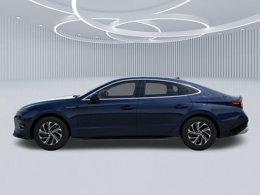 New 2026 Hyundai Sonata Blue FWD image 3