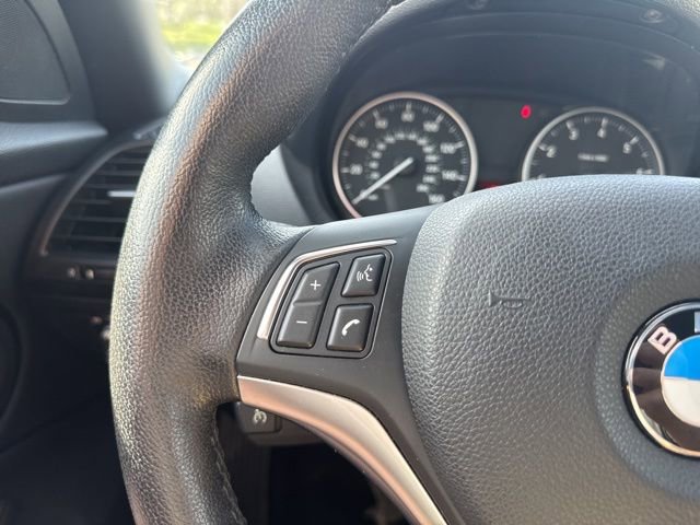 Used 2013 BMW 128i Convertible image 22