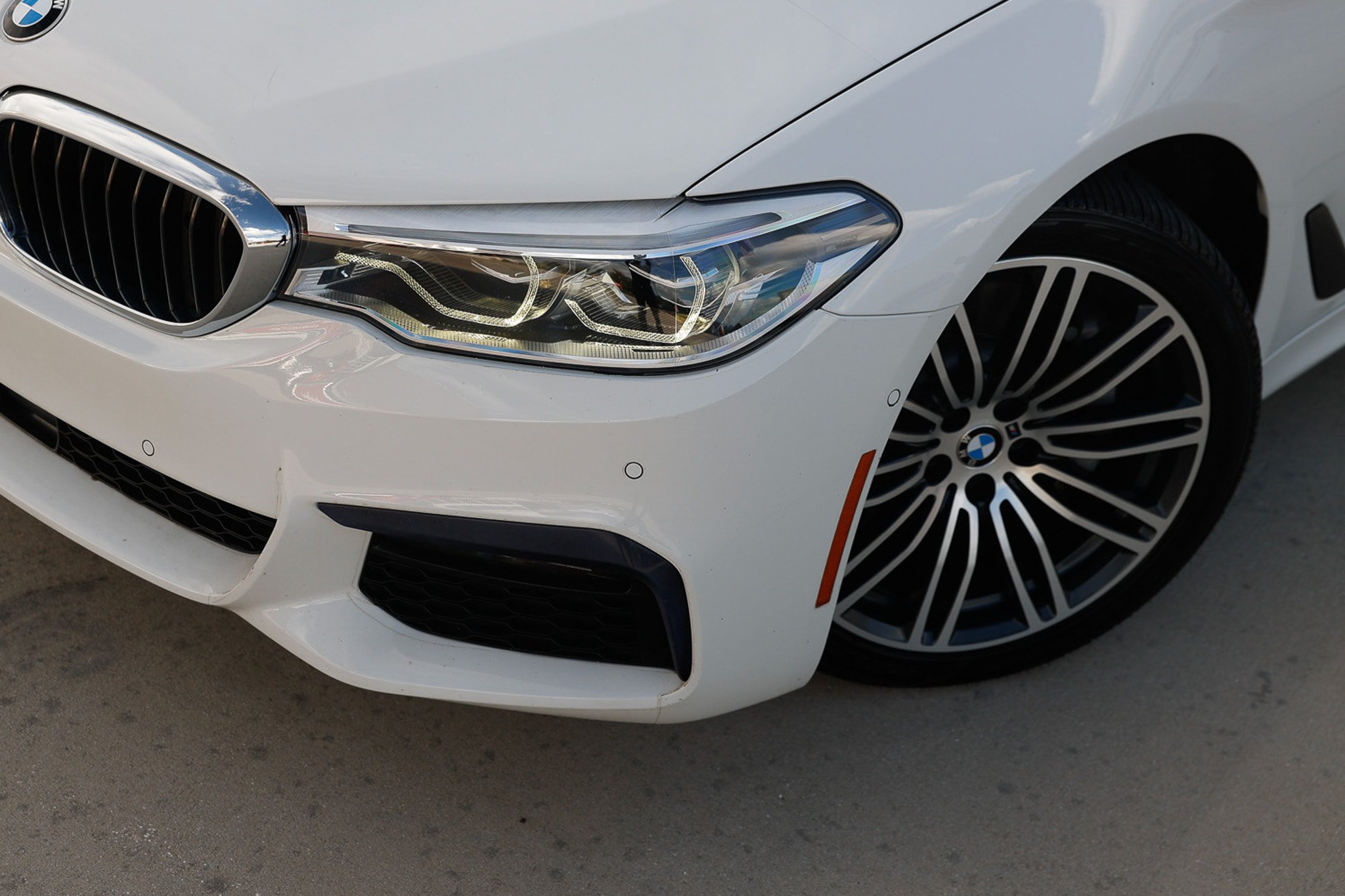 Used 2019 BMW 540i xDrive w/ M Sport Package AWD/4WD image 36