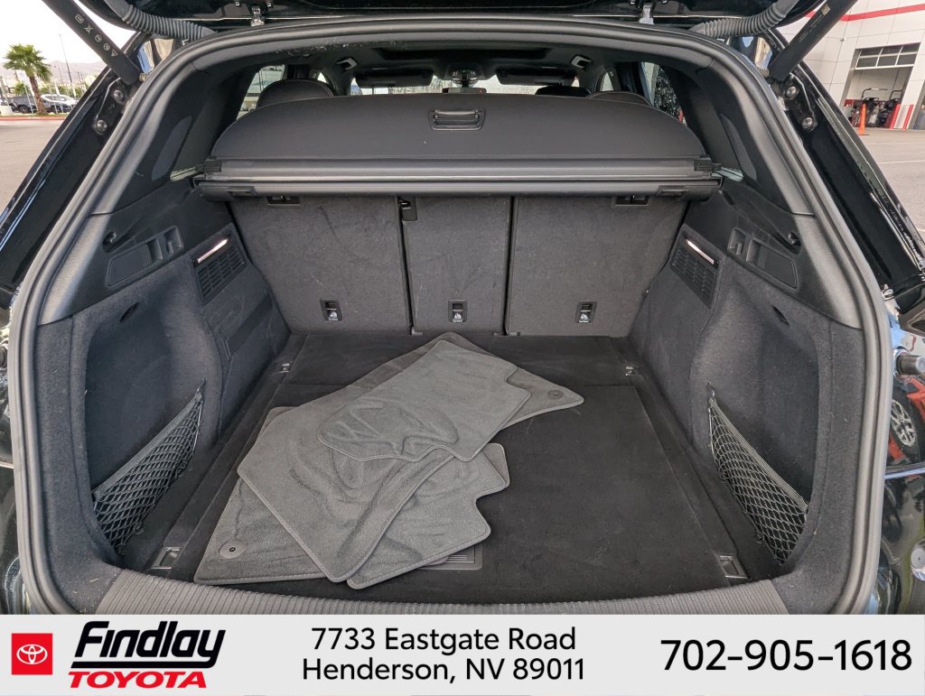 Used 2024 Audi Q5 2.0T Prestige w/ Prestige Package AWD/4WD image 33