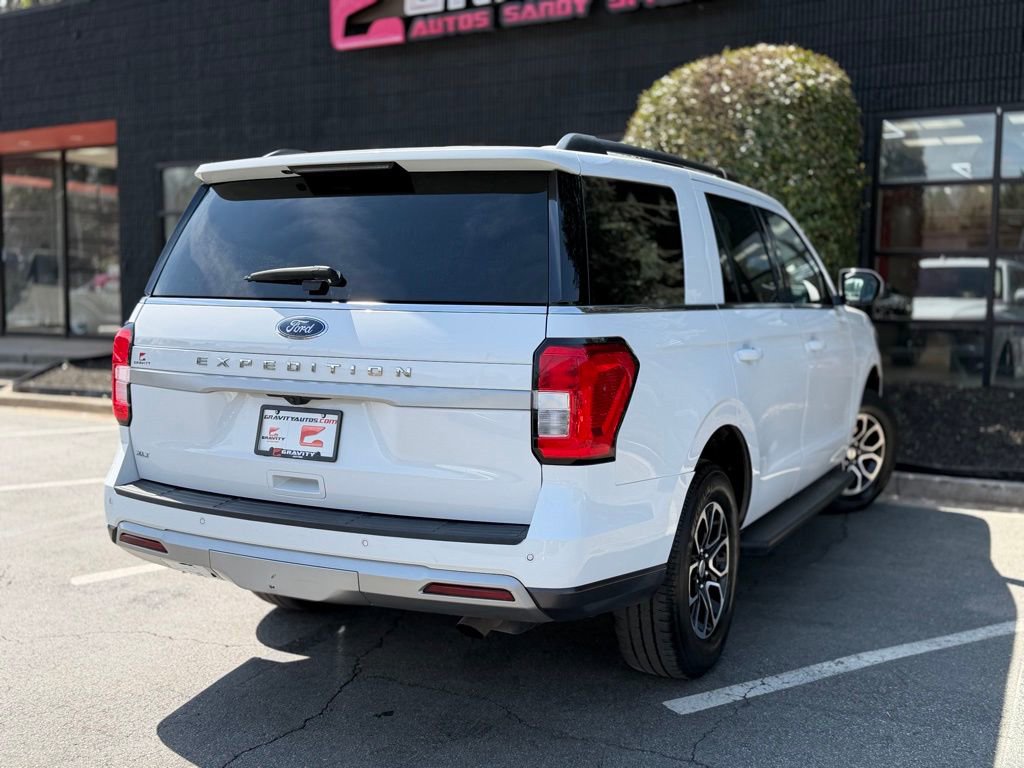 Used 2024 Ford Expedition XLT image 12