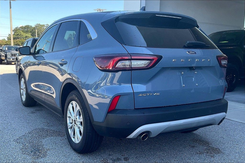 Used 2024 Ford Escape Active w/ Tech Pack #1 FWD image 4