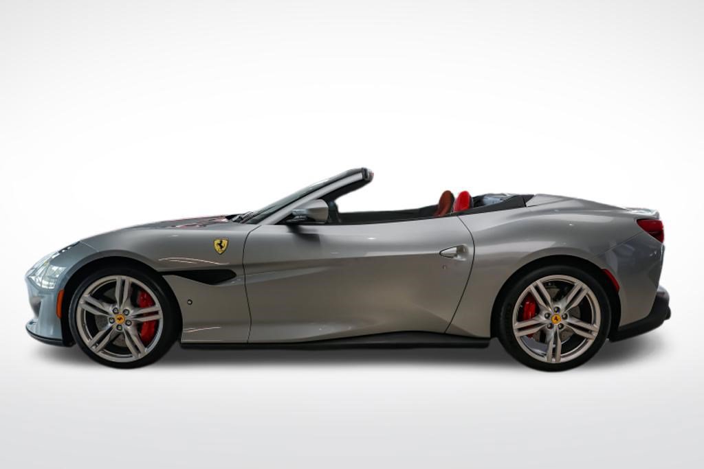 Used 2019 Ferrari Portofino RWD image 2