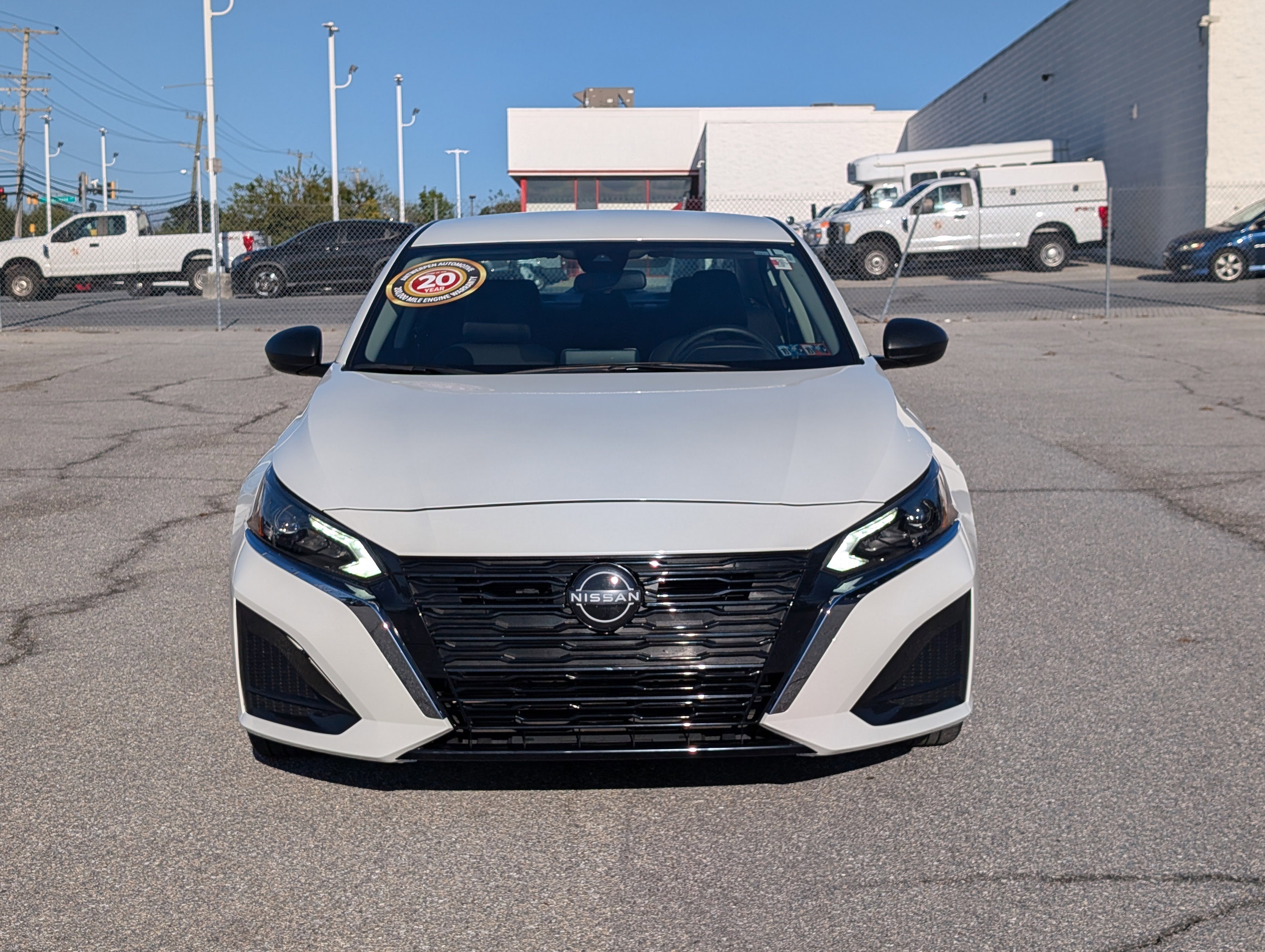 Used 2024 Nissan Altima 2.5 SV image 8