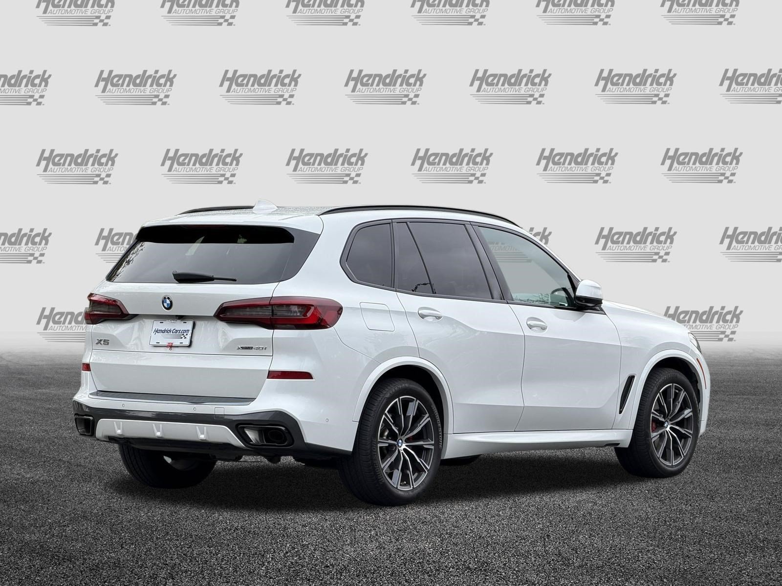 Used 2023 BMW X5 xDrive40i w/ Executive Package AWD/4WD image 5
