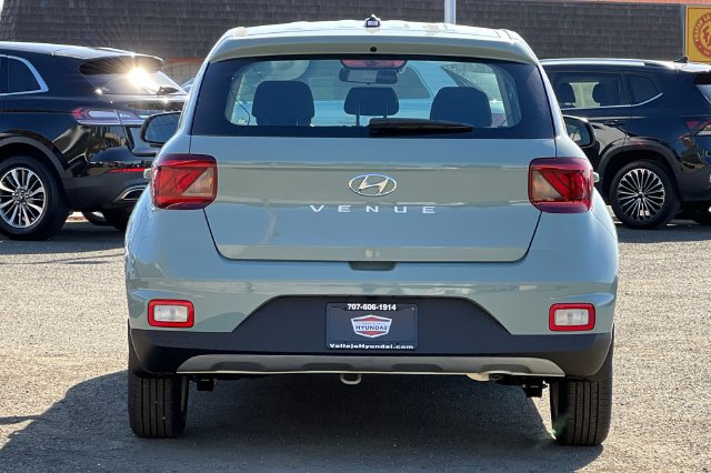 New 2026 Hyundai Venue SE FWD image 7