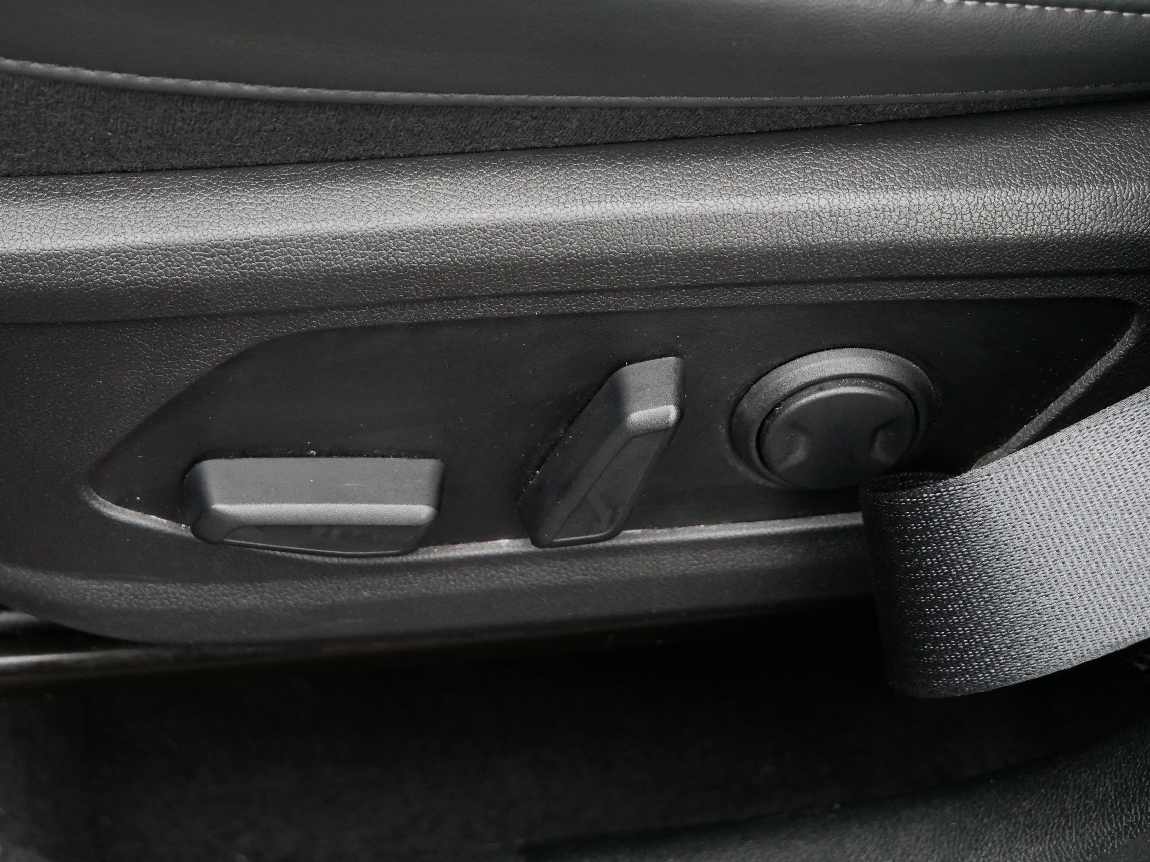 Used 2023 Kia Sorento S w/ Panoramic Sunroof Package image 20