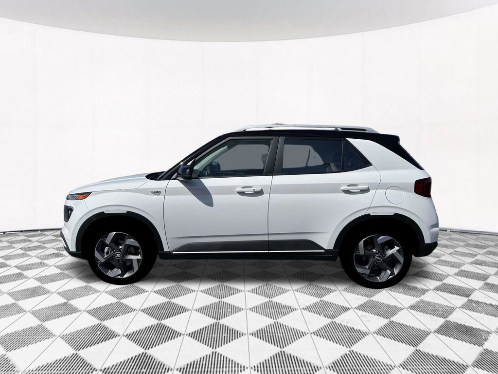 New 2026 Hyundai Venue SEL image 3