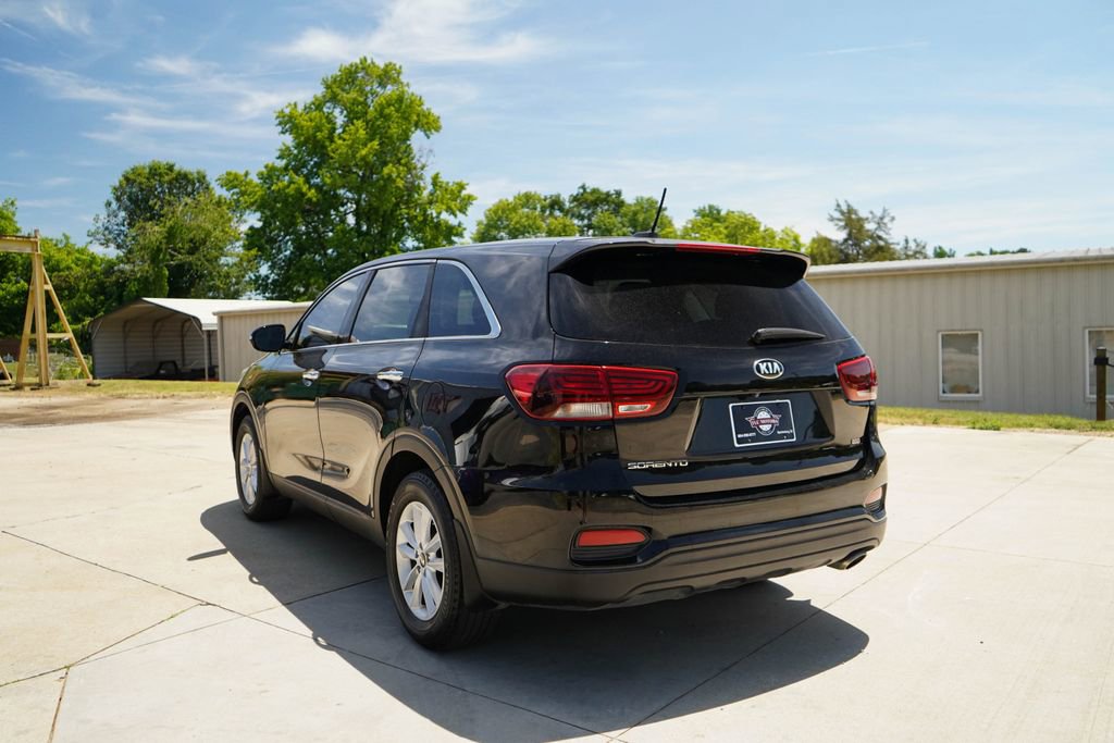 Used 2019 Kia Sorento L FWD image 4