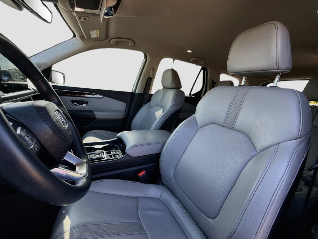 Used 2023 Honda Pilot EX-L image 11