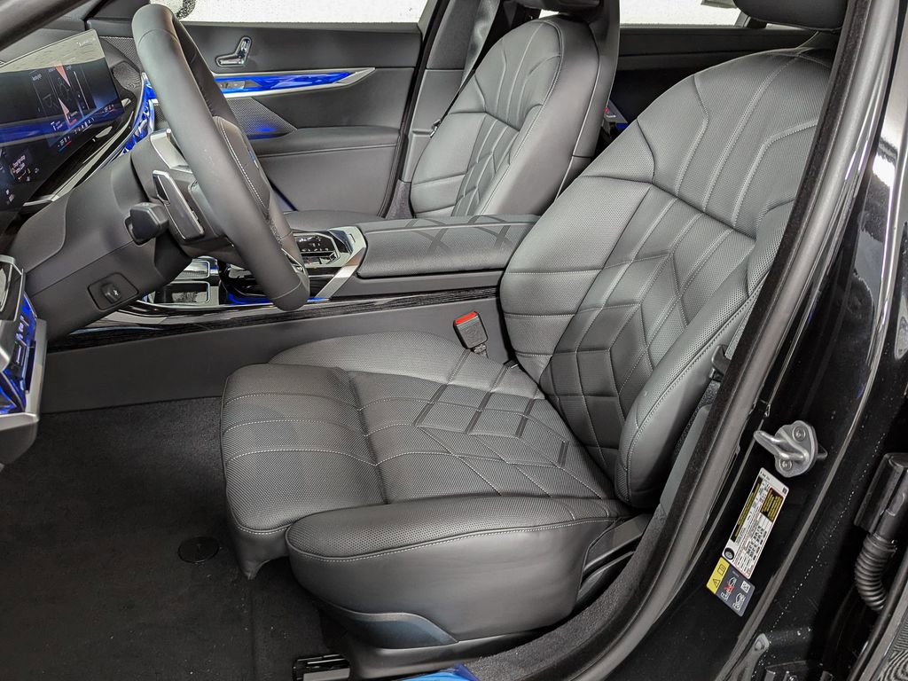 New 2026 BMW i7 xDrive60 image 16
