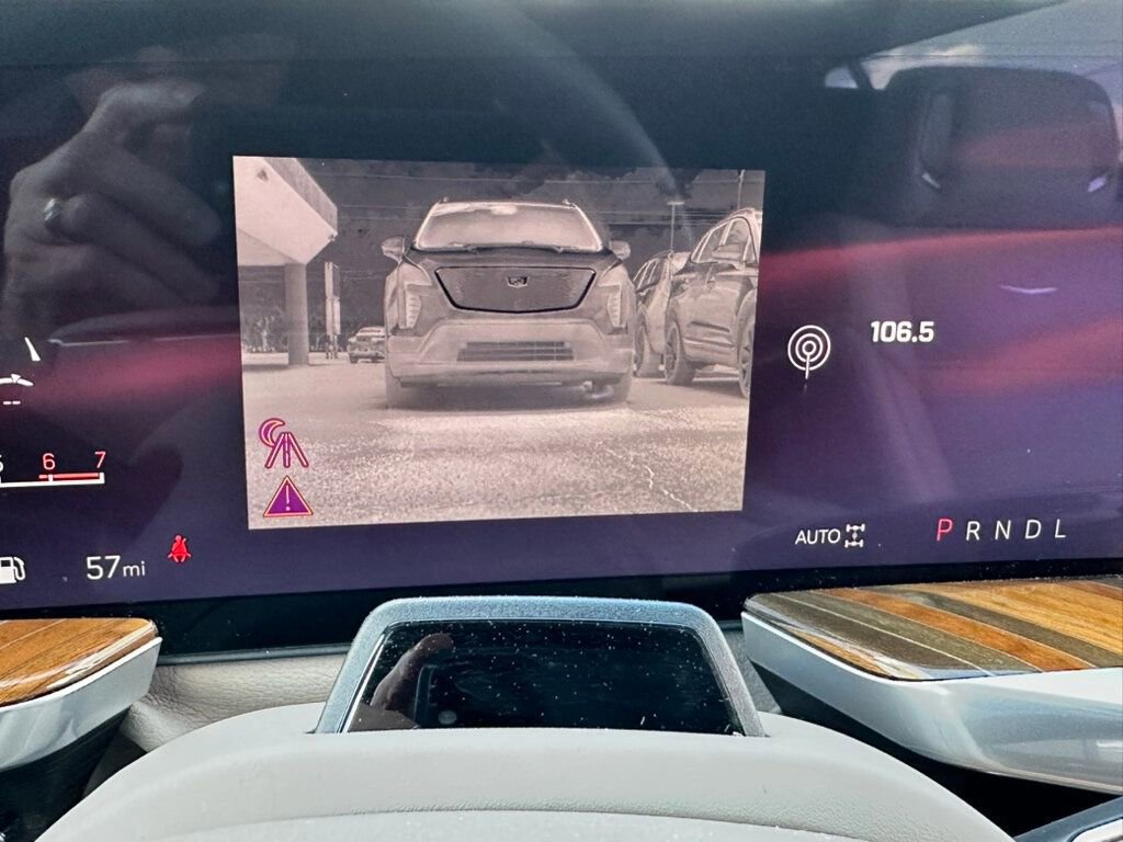 Used 2025 Cadillac Escalade Sport Platinum w/ LPO, ONYX Package image 66