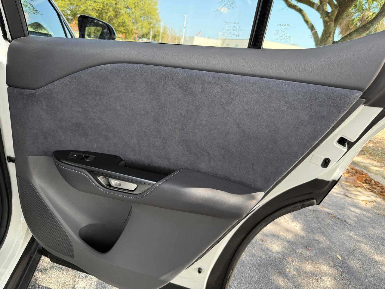 Used 2023 Lexus RZ 450e Premium w/ Accessory Package (Z1) image 22