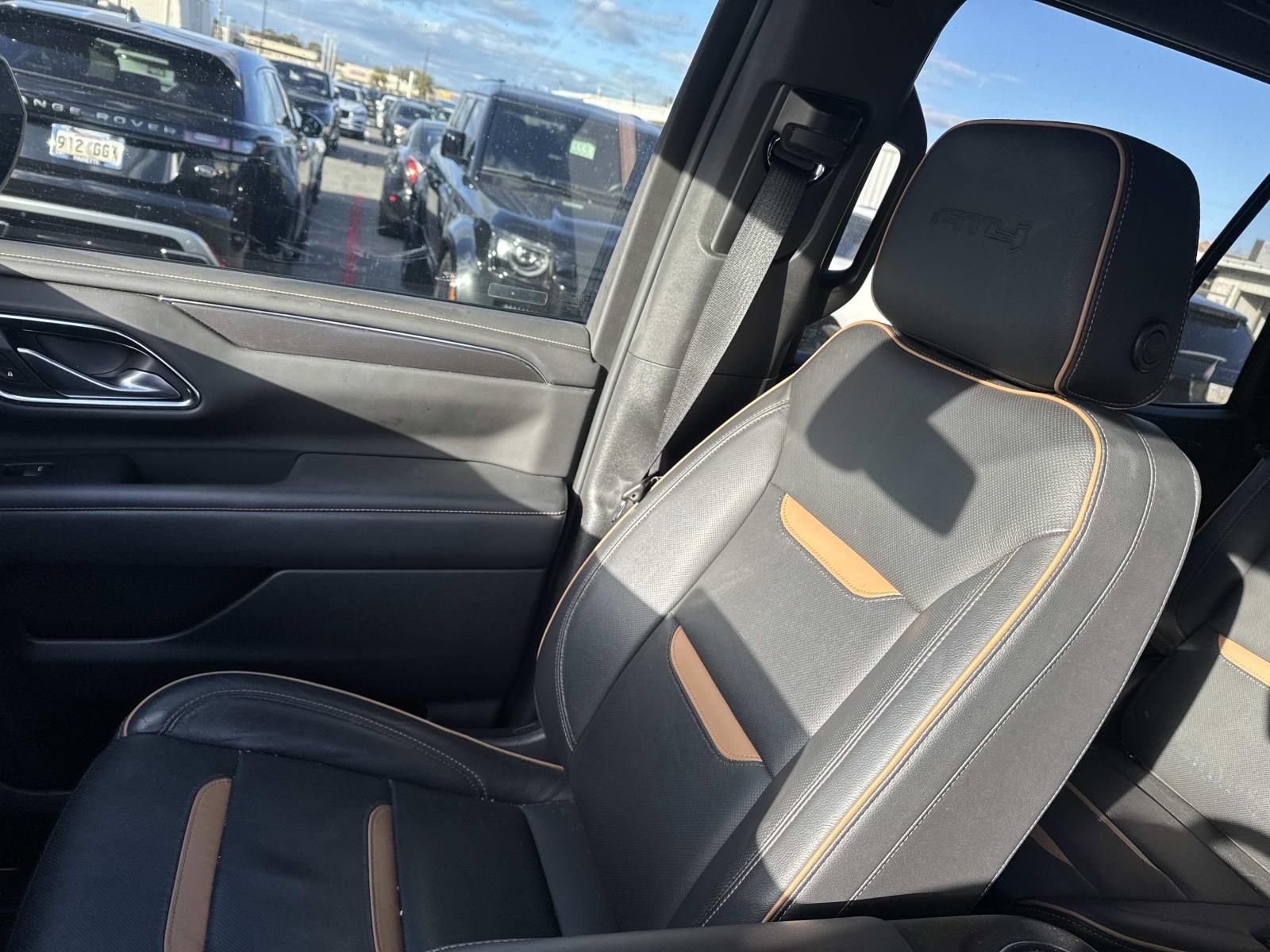 Used 2022 GMC Yukon AT4 image 16