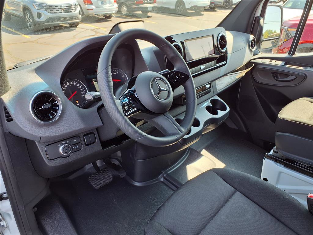 New 2025 Mercedes-Benz Sprinter 3500 image 5