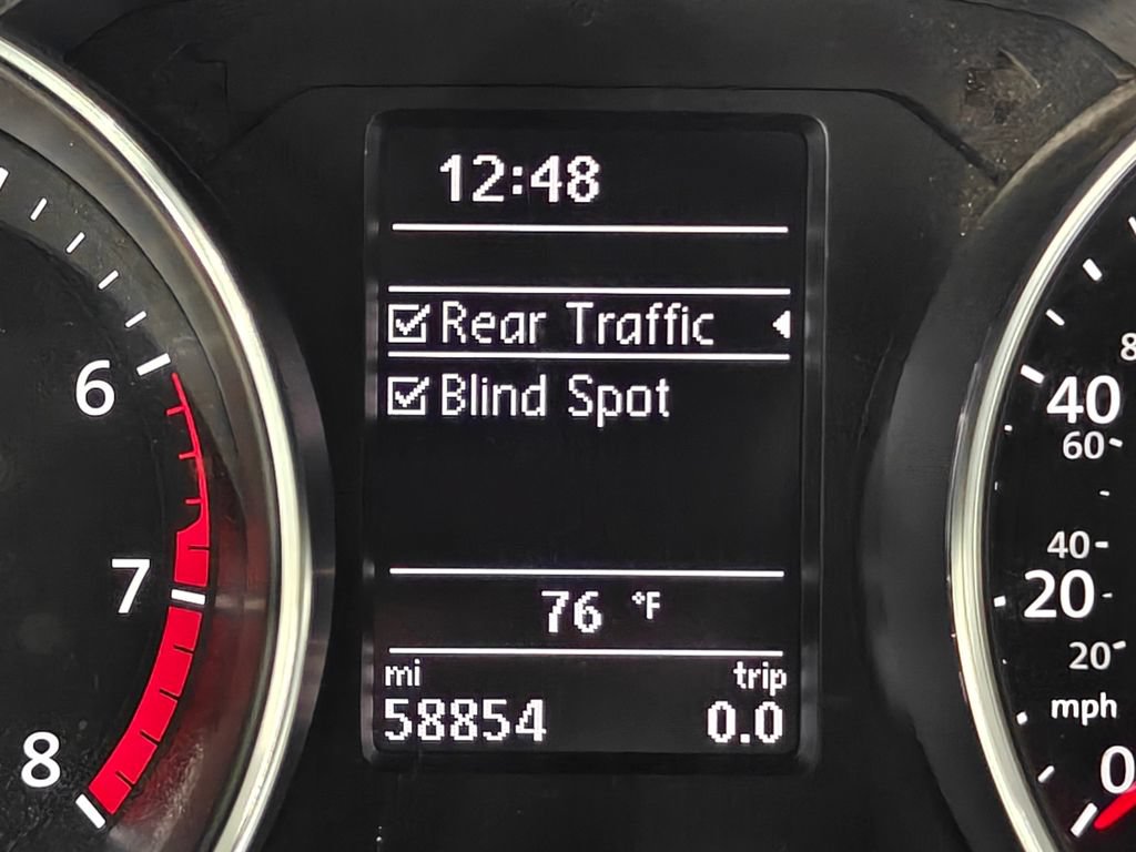 Used 2017 Volkswagen Jetta SE FWD image 31