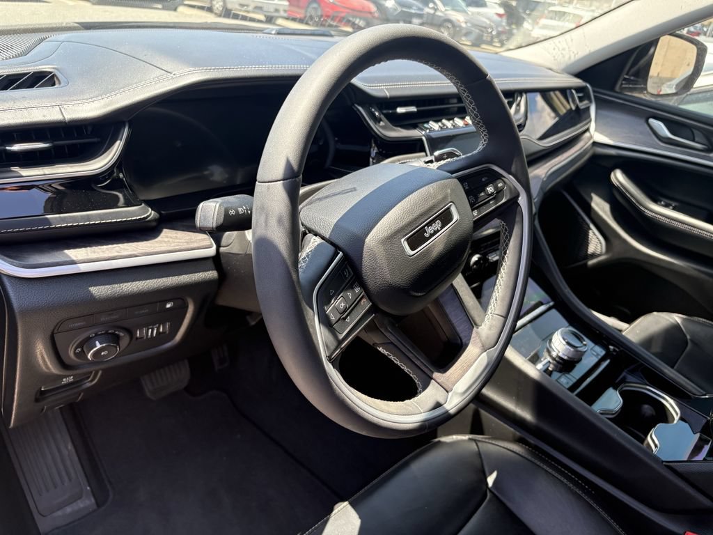 Used 2022 Jeep Grand Cherokee Limited 4xe AWD/4WD image 10