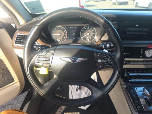 Used 2018 Genesis G90 5.0 Ultimate image 5