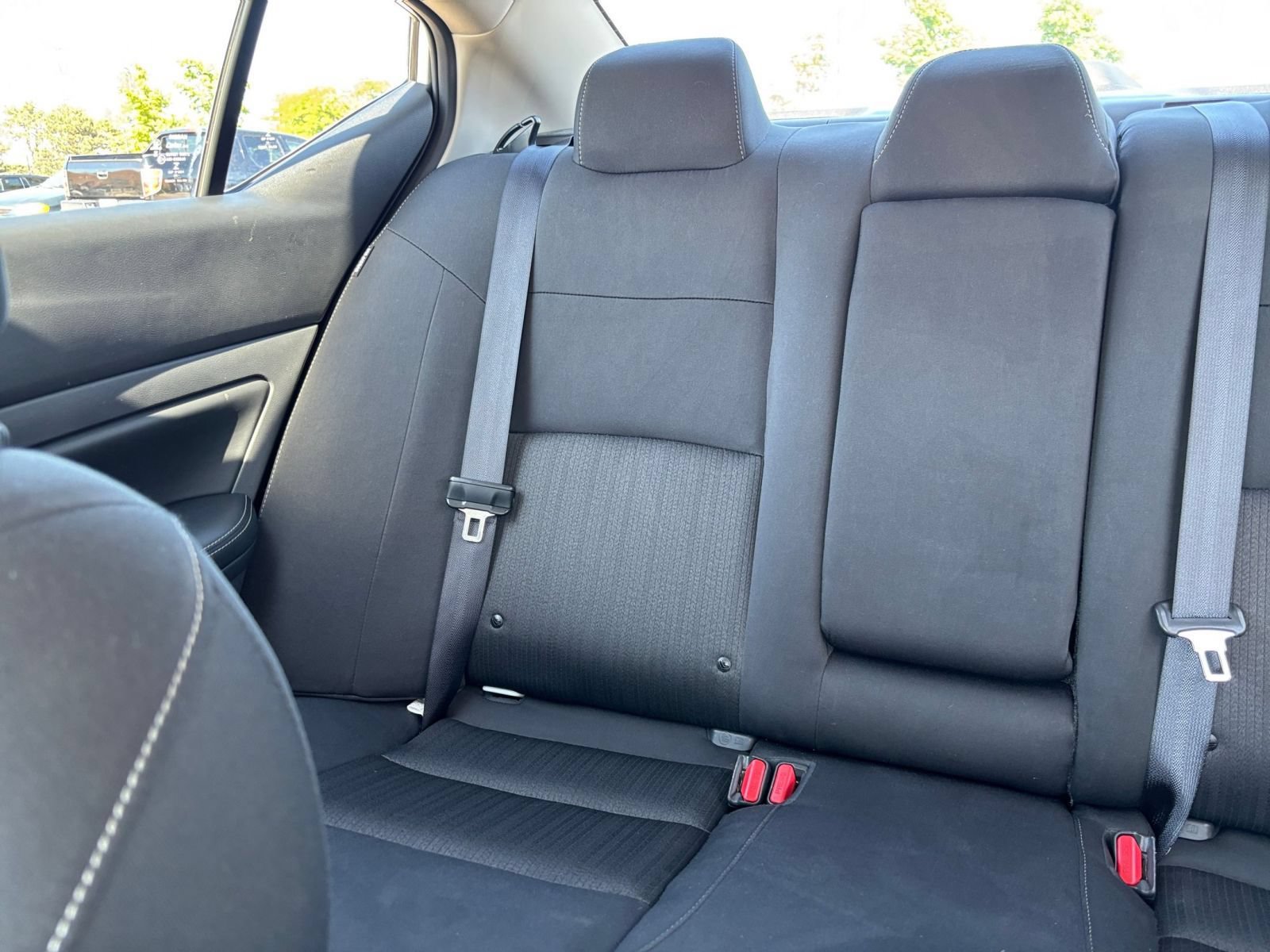Used 2025 Nissan Altima 2.5 SV FWD image 32