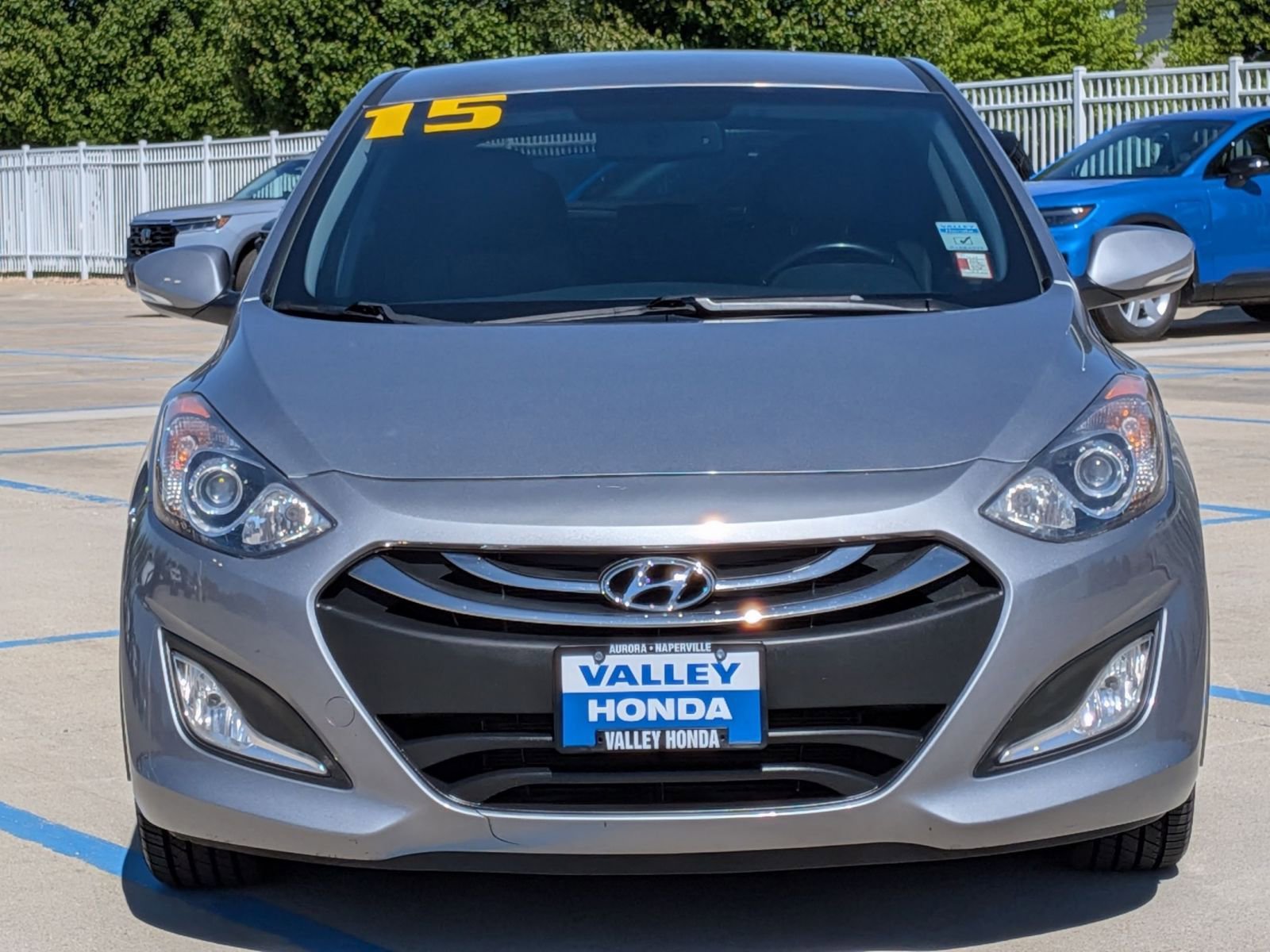 Used 2015 Hyundai Elantra GT w/ Option Group 02 FWD image 3