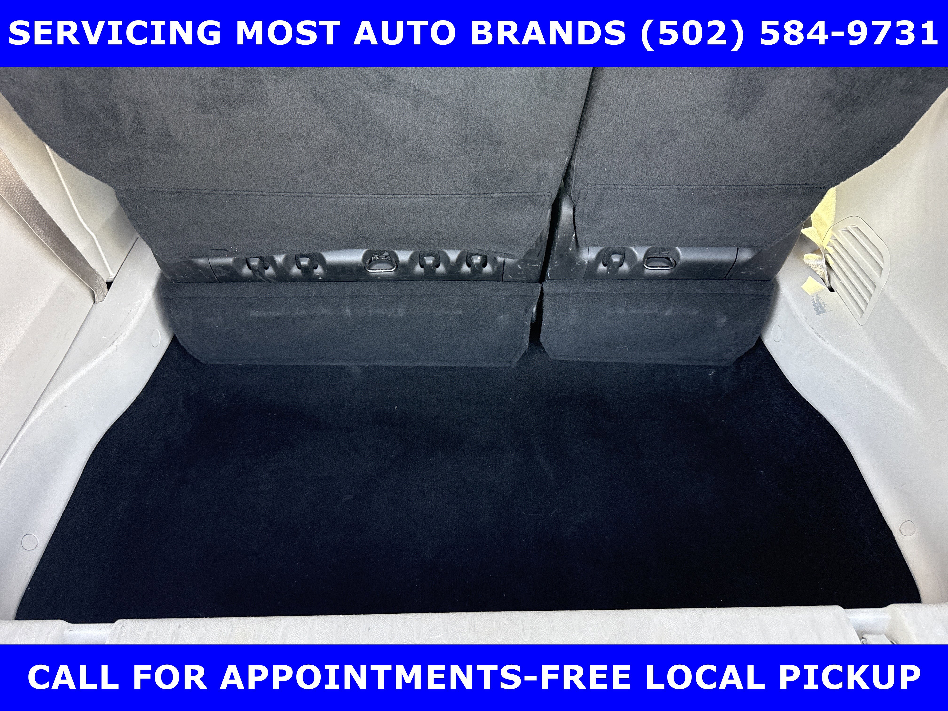 Used 2018 Chrysler Pacifica Limited image 19