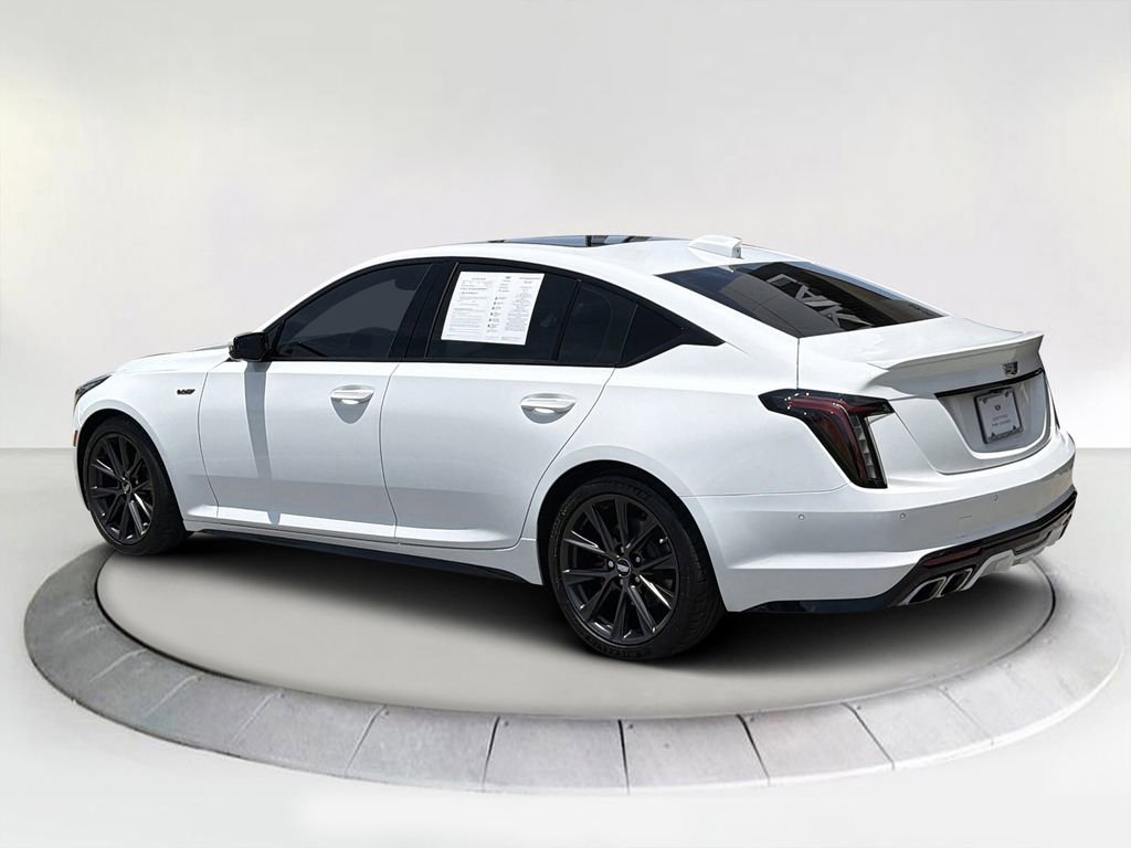 Used 2025 Cadillac CT5 V RWD image 3