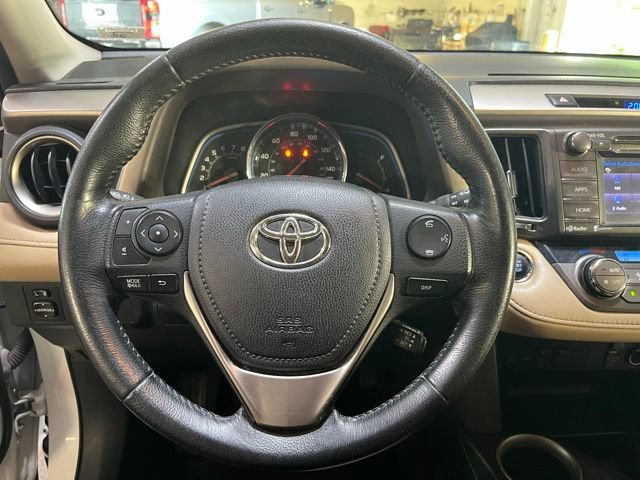 Used 2014 Toyota RAV4 Limited AWD/4WD image 20