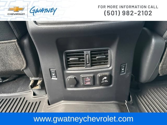 Used 2023 Nissan Titan PRO-4X w/ Pro-4x Convenience Package AWD/4WD image 28