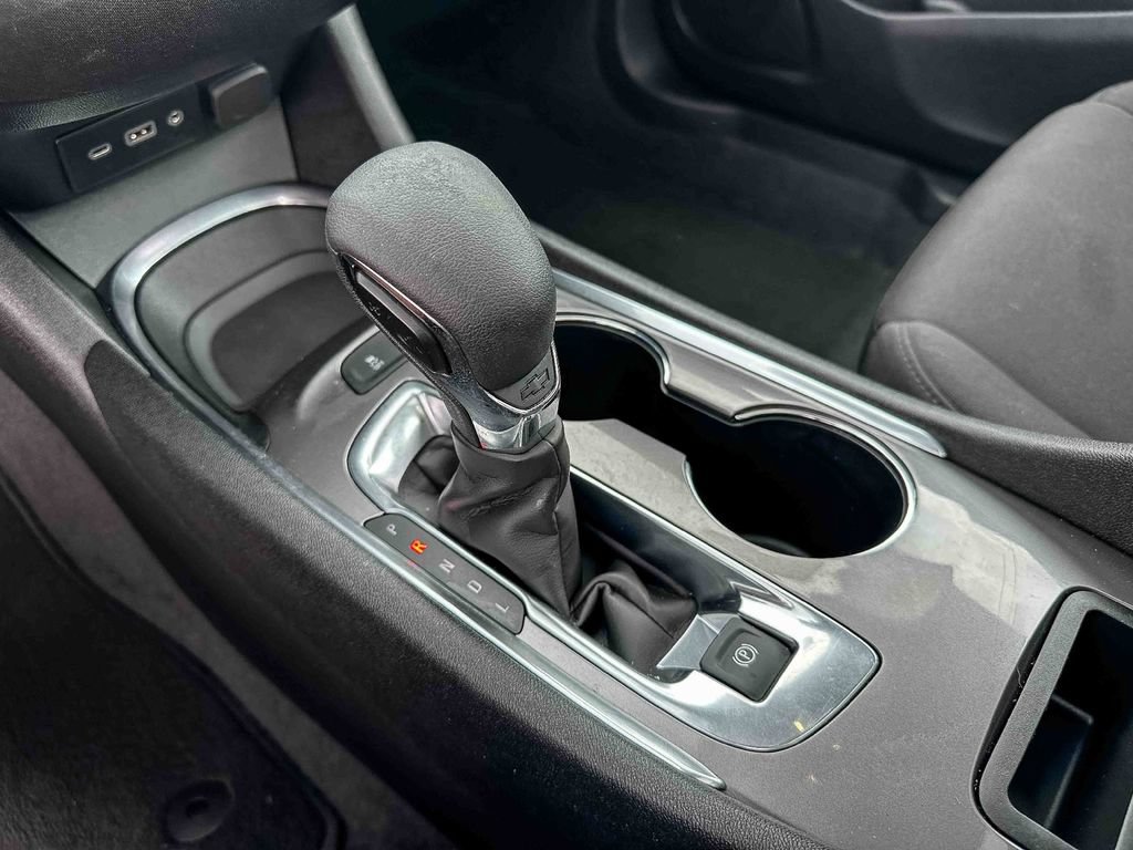 Used 2024 Chevrolet Malibu LT FWD image 33