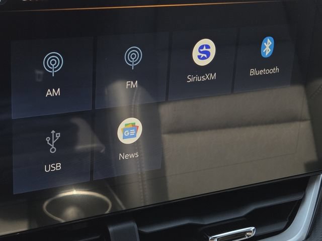 New 2027 Chevrolet Equinox LT w/ Convenience Package II FWD image 29