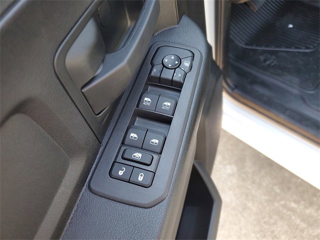 New 2026 RAM 3500 Tradesman w/ Chrome Appearance Group image 17