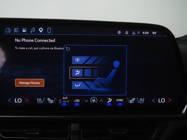 Used 2024 Chevrolet Equinox EV RS FWD image 42
