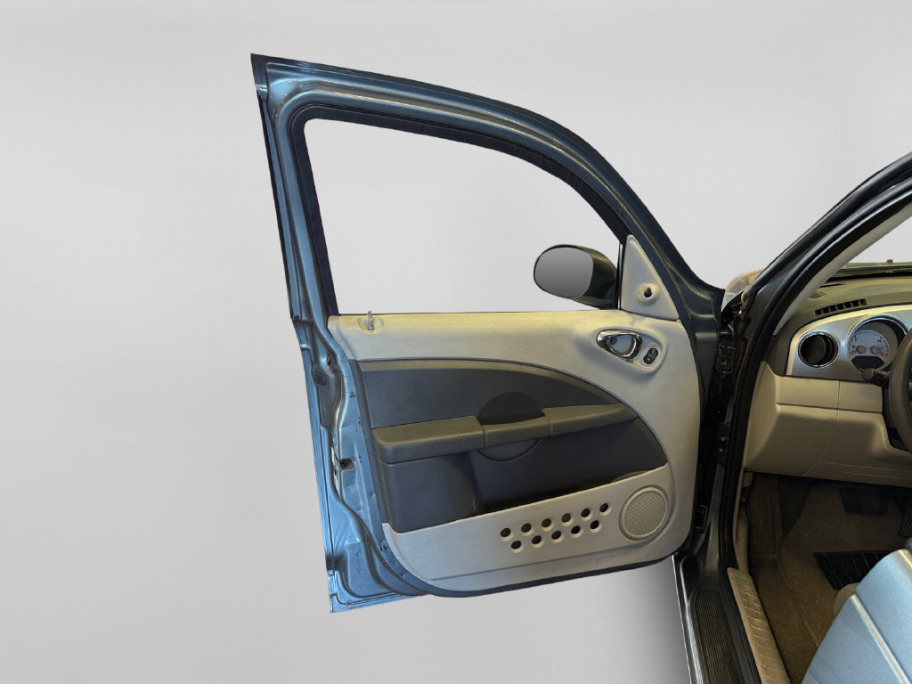 Used 2008 Chrysler PT Cruiser FWD image 15