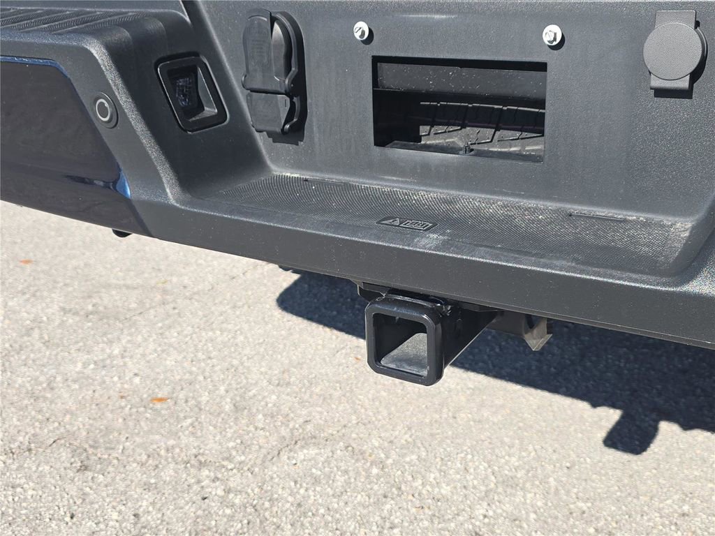 Used 2023 Ford F150 Limited image 8