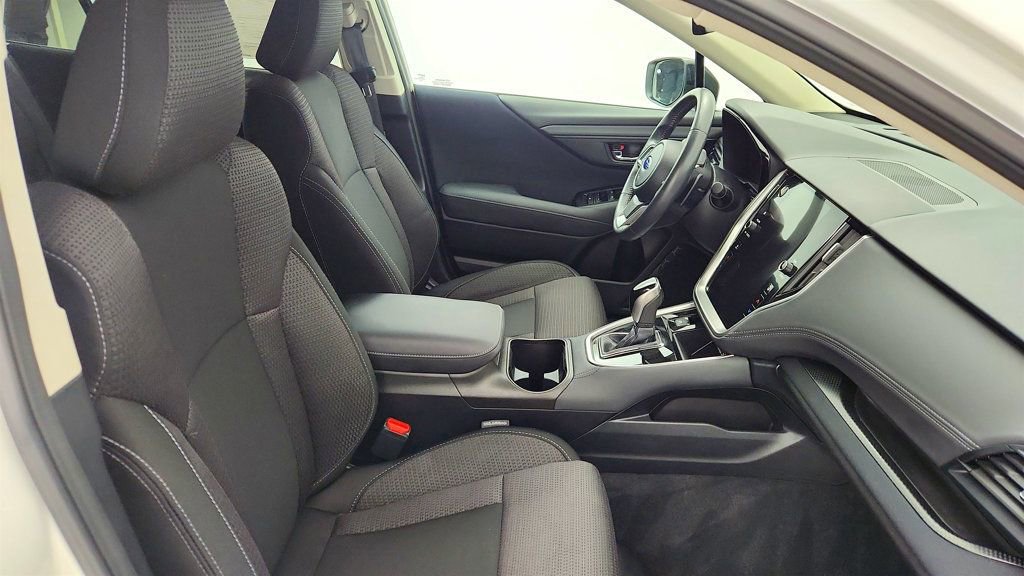 Used 2024 Subaru Outback Premium image 24