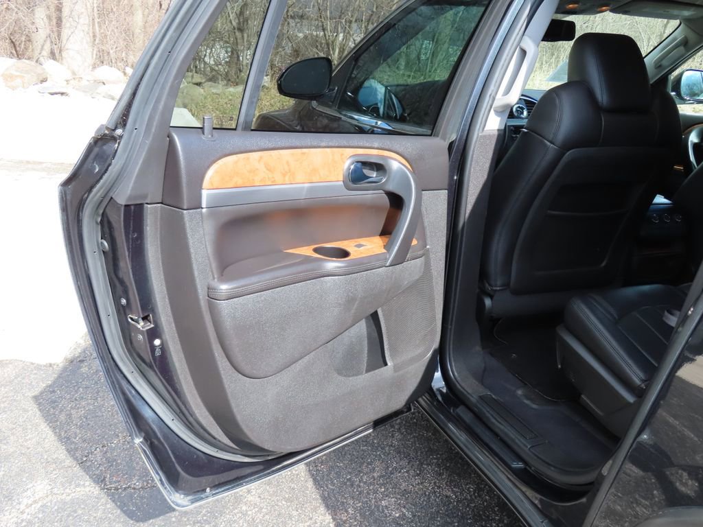 Used 2012 Buick Enclave Leather image 23
