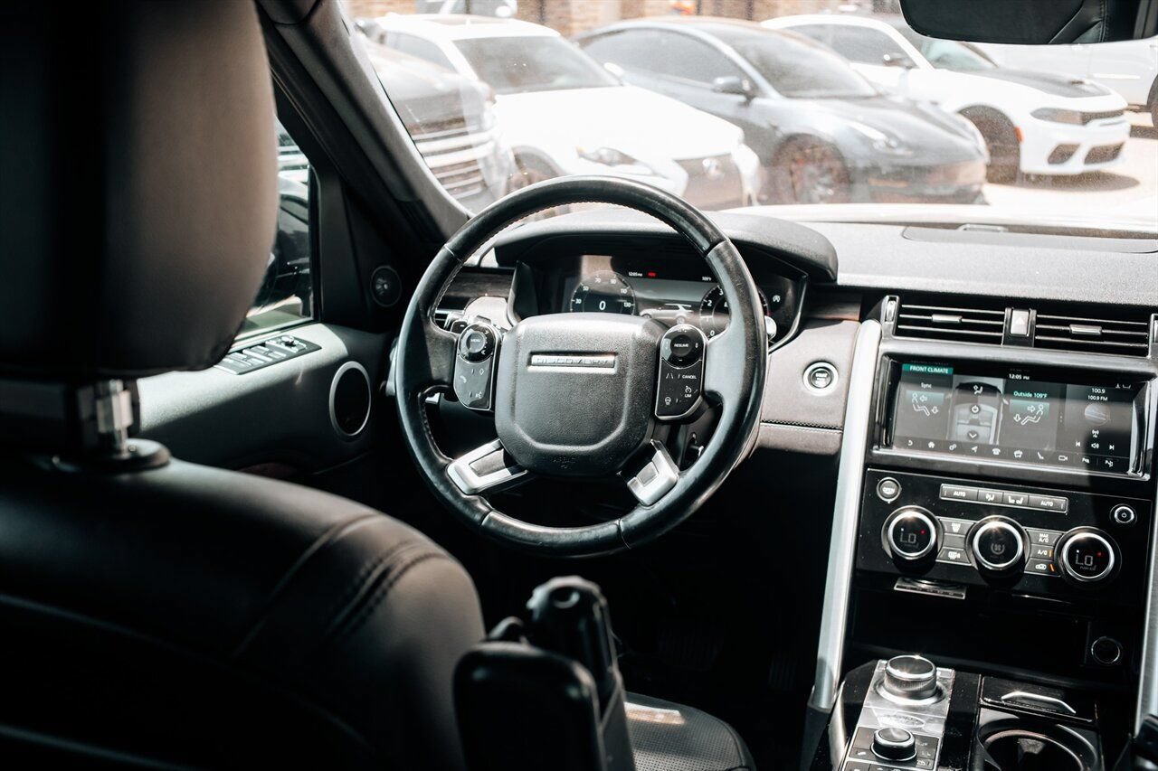 Used 2019 Land Rover Discovery HSE AWD/4WD image 19