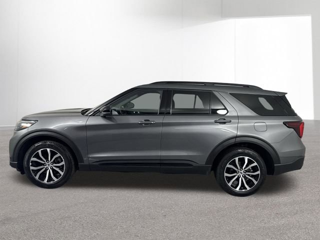 Used 2025 Ford Explorer ST-Line image 28