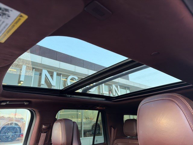 Used 2021 Lincoln Navigator L Black Label w/ Cargo Convenience Package image 19