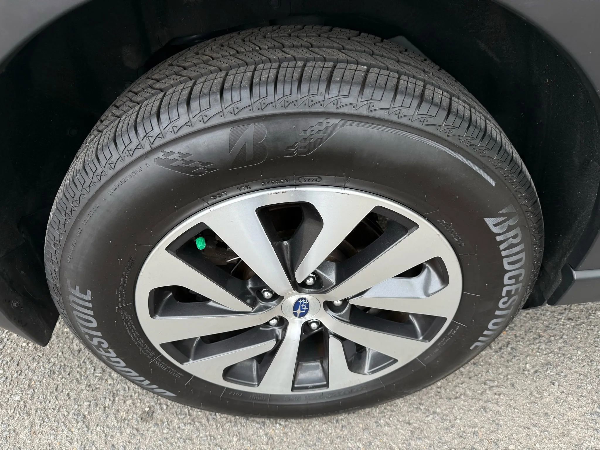 Used 2020 Subaru Outback Premium image 38