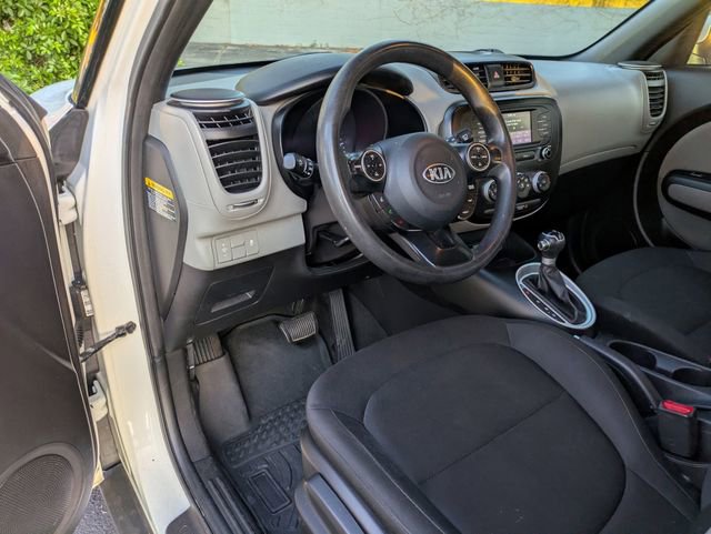 Used 2019 Kia Soul image 11