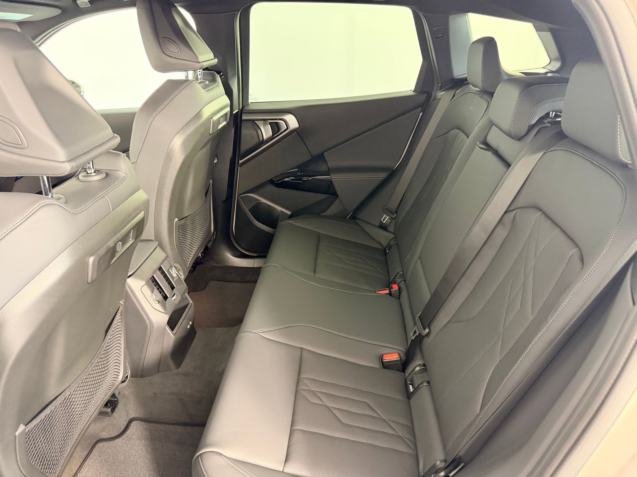 New 2026 BMW X3 xDrive30 w/ M Sport Package AWD/4WD image 13