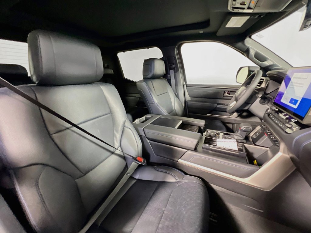 New 2026 Toyota Tundra Platinum w/ TRD Off-Road Package AWD/4WD image 29
