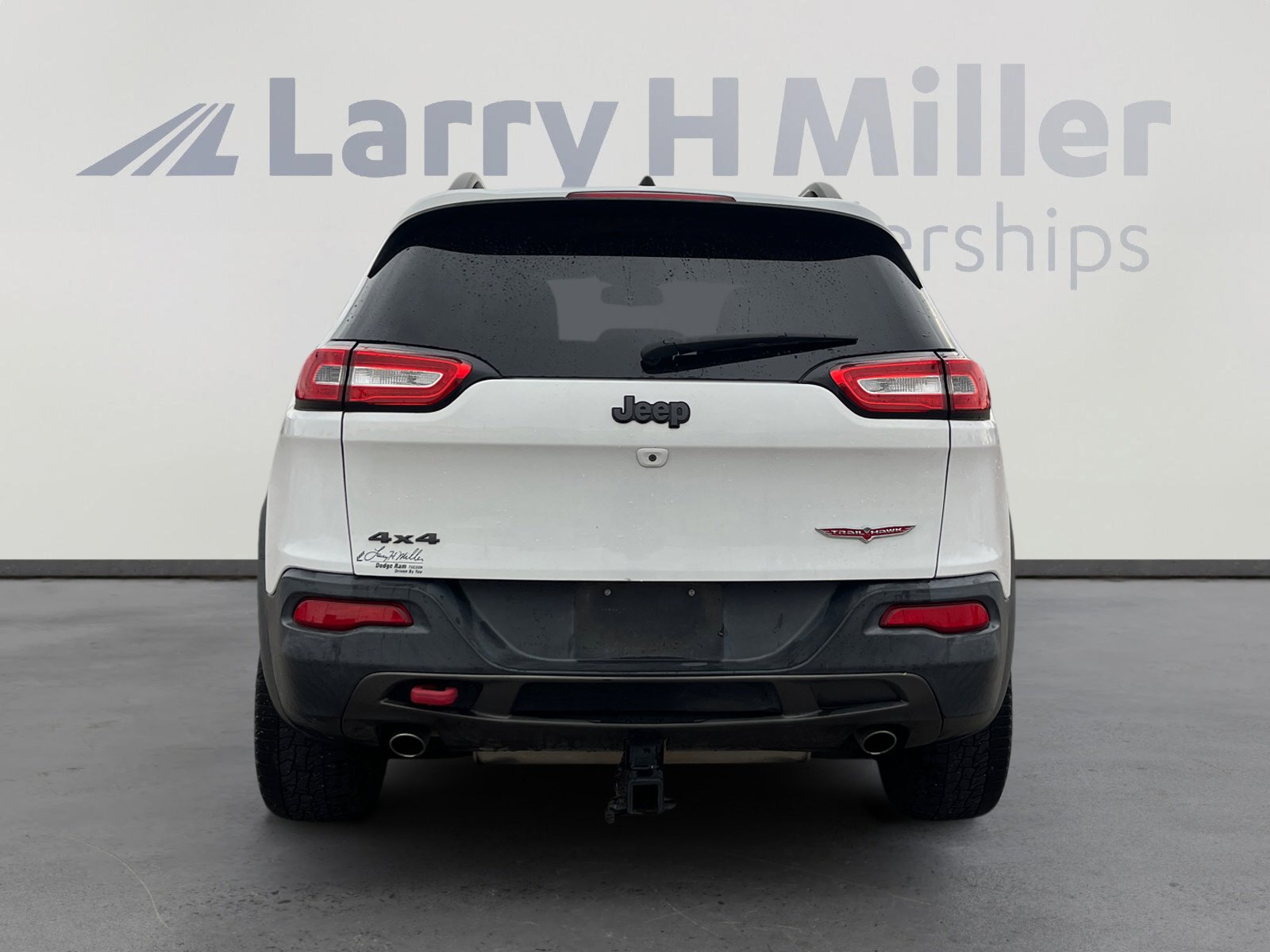 Used 2016 Jeep Cherokee Trailhawk w/ Comfort/Convenience Group image 4