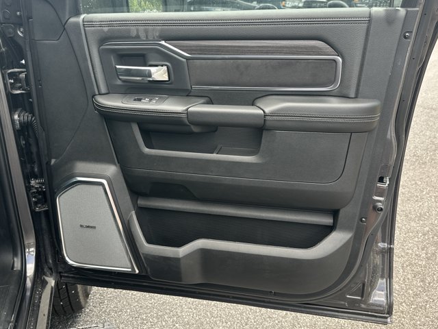 New 2026 RAM 3500 Laramie AWD/4WD image 14