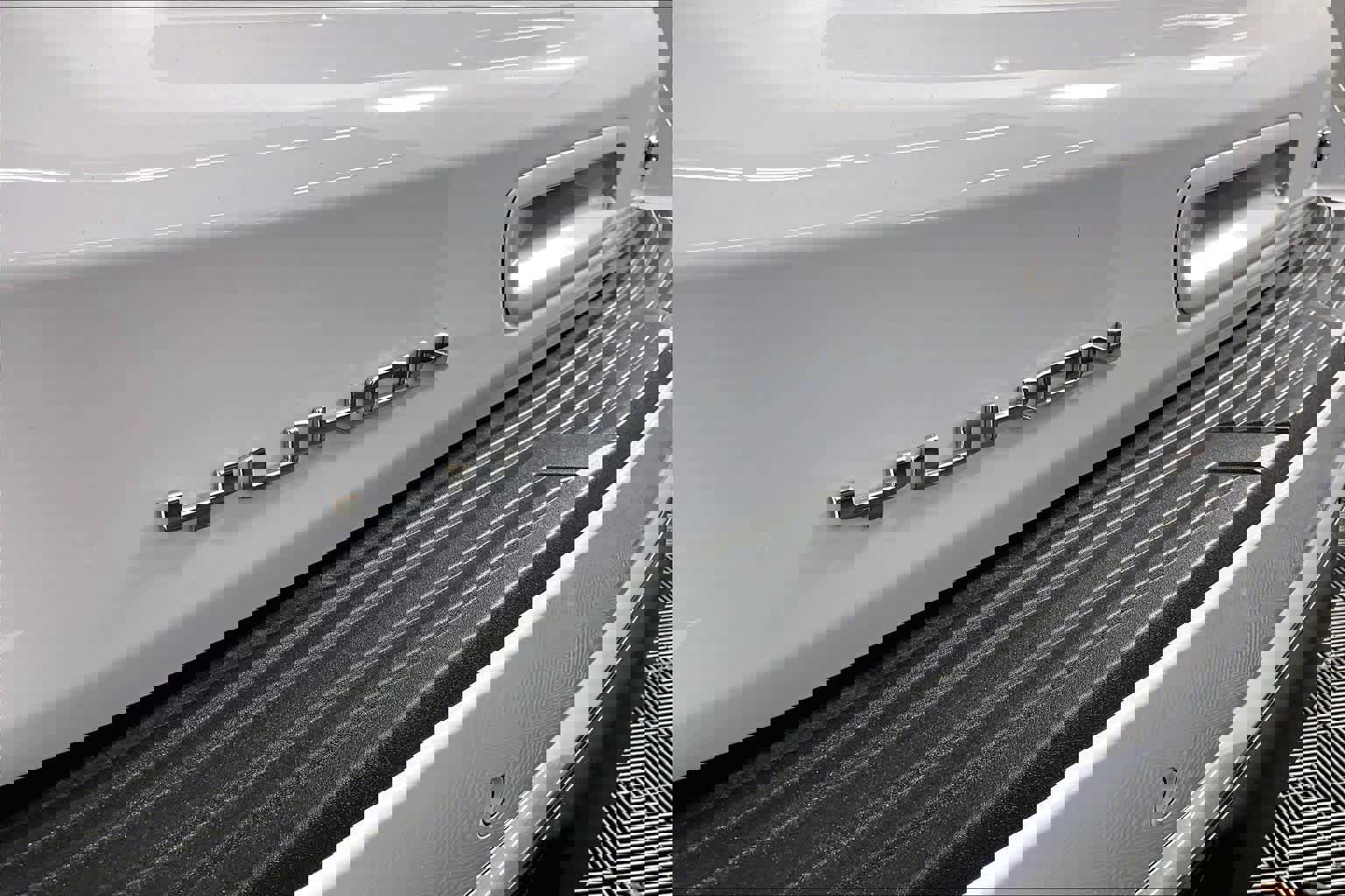 Used 2026 GMC Yukon XL Denali w/ Sun & Power Step Package image 55